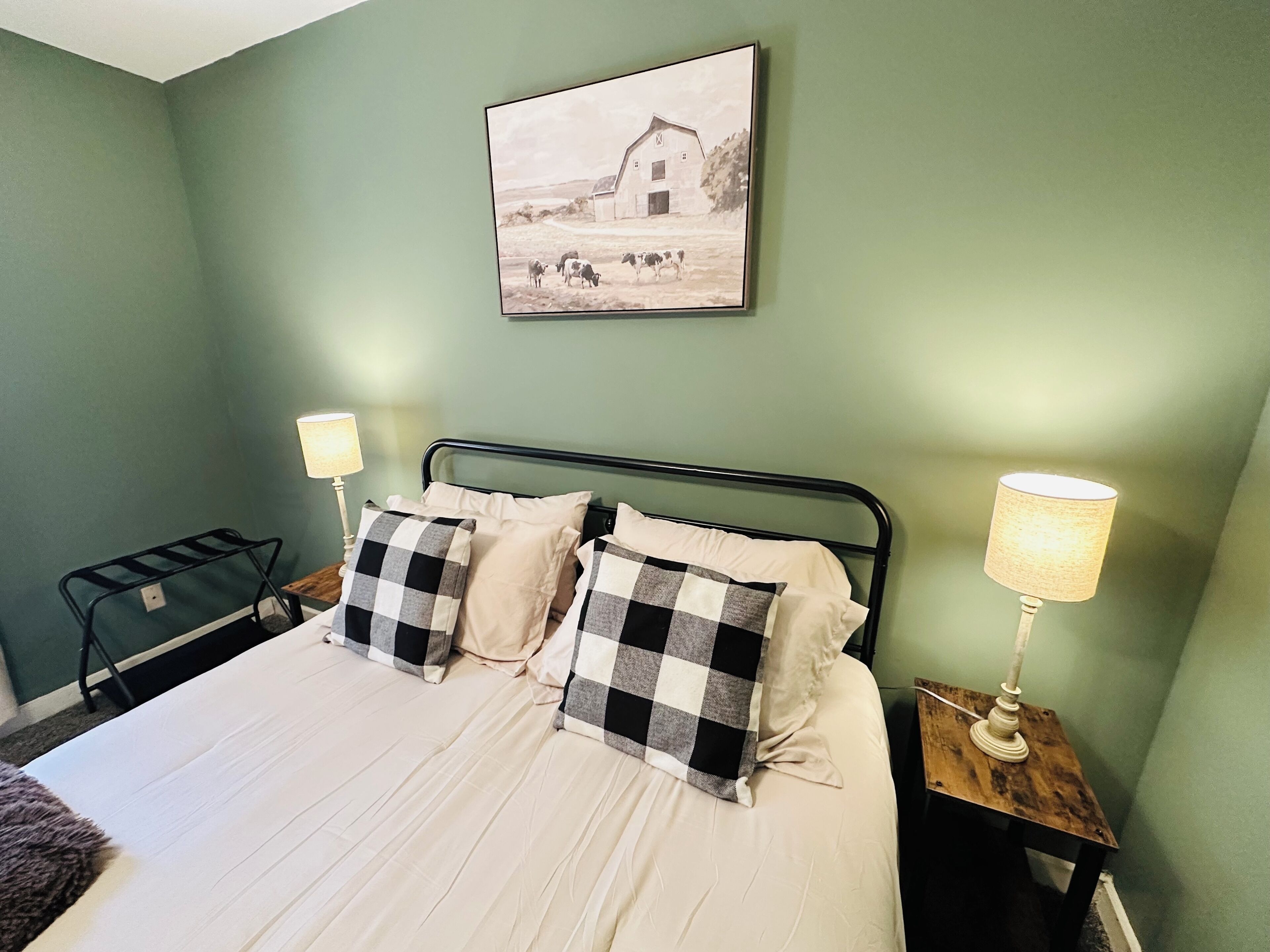 1 habitación, tabla de planchar con plancha, wifi y ropa de cama 