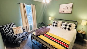 1 bedroom, iron/ironing board, WiFi, bed sheets
