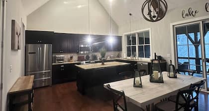 Charming mountain lake retreat with outstanding amenities.