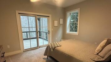 4 chambres, fer et planche Ă repasser, accĂšs Internet, draps fournis