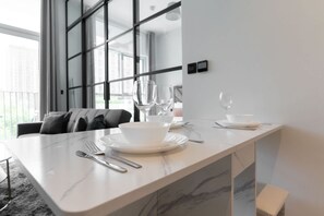 1 bedroom, Internet - Dubai Hills Sleeps 4 in a Great Location (Dubai)