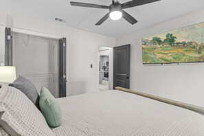 2 bedrooms, WiFi, bed sheets