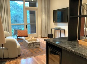 Signature Suite (Wren)