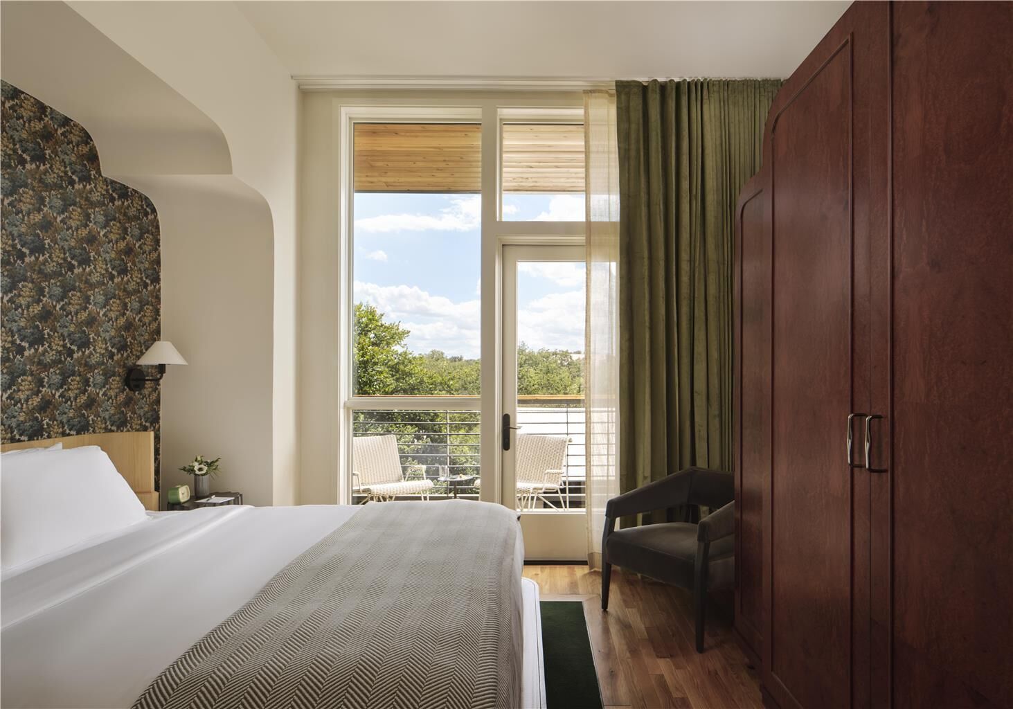 In-room safe, blackout curtains, soundproofing, iron/ironing board