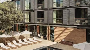 Outdoor pool - The Inn at Green Pastures (Austin)