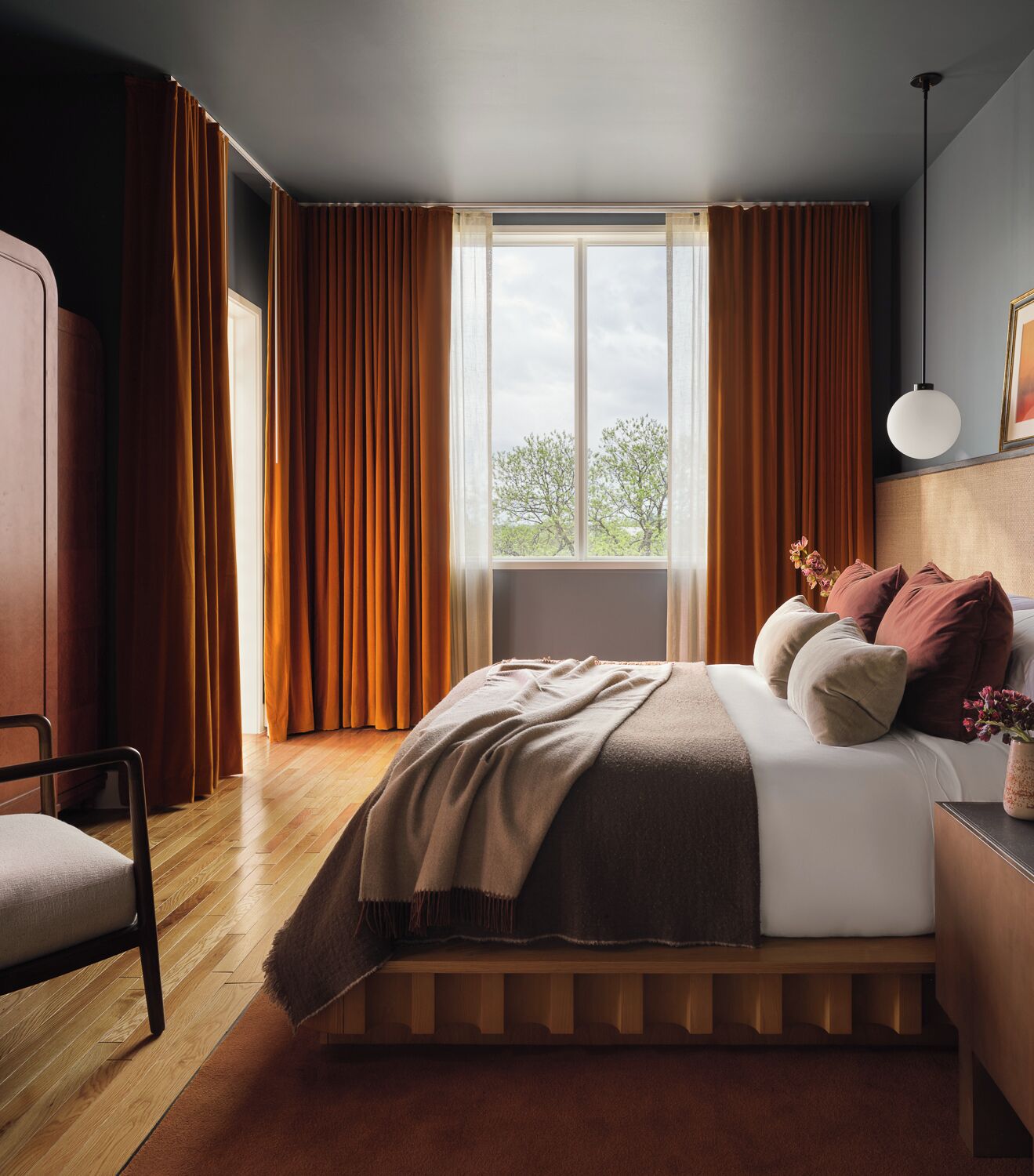 Premium bedding, down comforters, memory foam beds, minibar