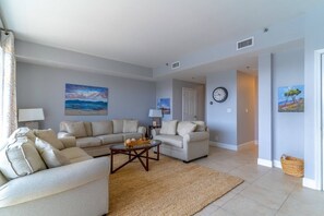 Exterior - 531 Little Harbor (Ruskin)