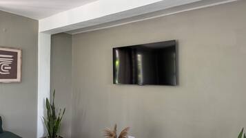 Economy-Apartment, Terrasse, Bergblick | Wohnbereich