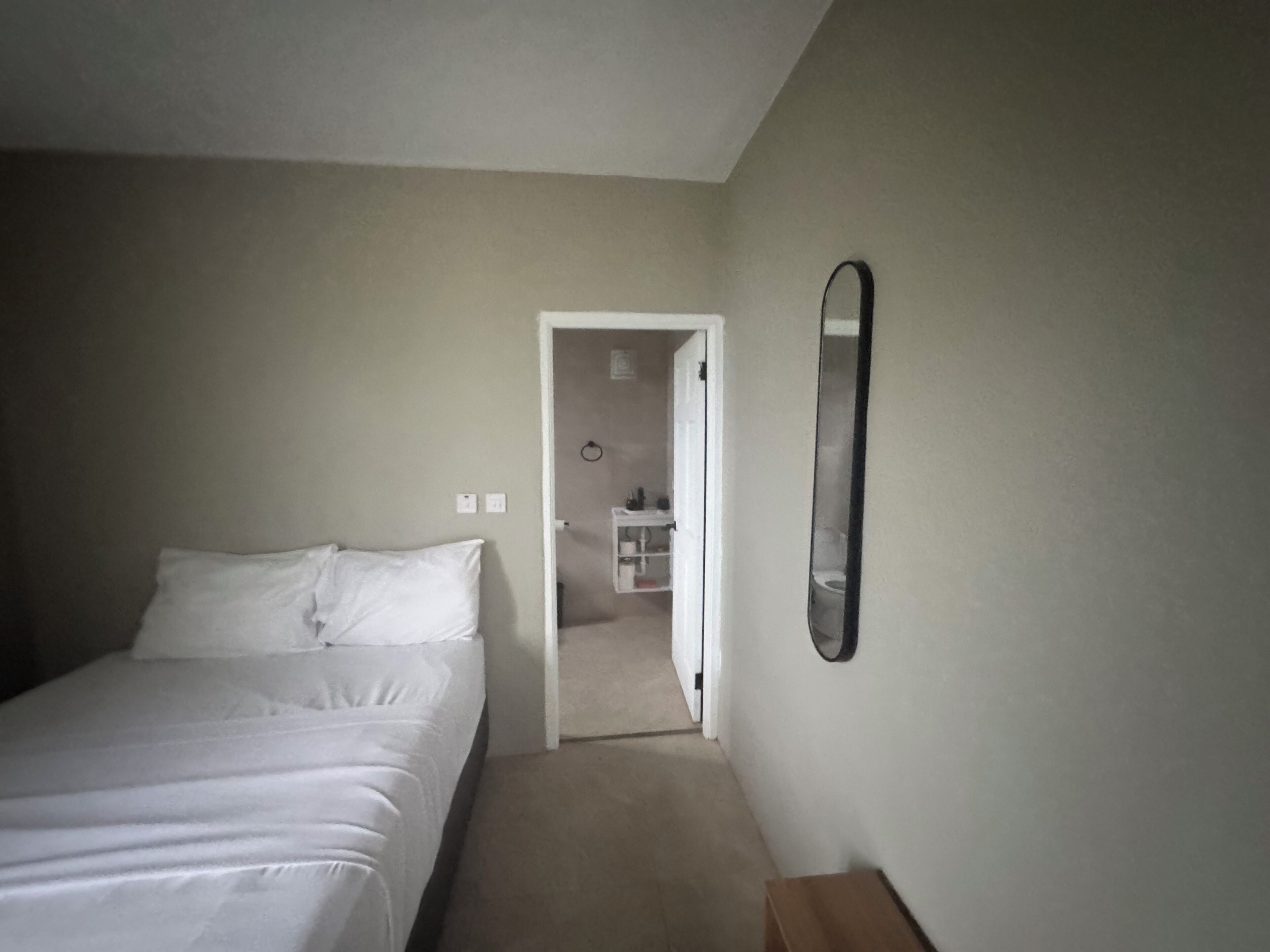 Apartamento econômico, varanda, vista para a montanha | Ferros/tábuas de passar roupa, Wi-Fi de cortesia