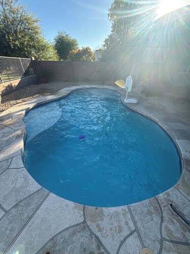 Your Island in the Desert - Beautiful 3 Bed house w/pool near sports and shops