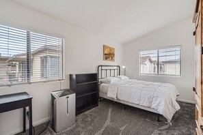 2 bedrooms, free WiFi, bed sheets