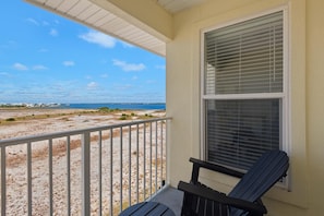 Condo, 1 giường cỡ king và sofa giường (Gulf Island 232 - Sunset Suite) | Khuôn viên nơi lưu trú