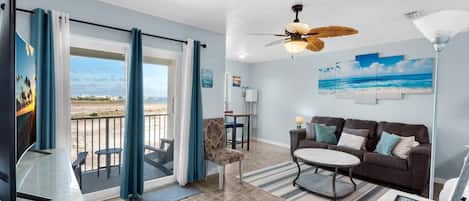 Condo, 1 King Bed with Sofa bed (Gulf Island 232 - Sunset Suite) | Living area