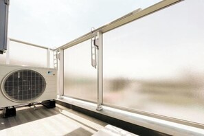 Een strijkplank/strijkijzer