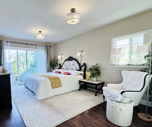 3 soverom, strykejern/-brett, wi-fi og sengetøy