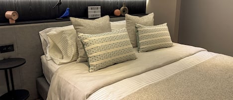 2 makuuhuonetta, silitysrauta/-lauta, internet, vuodevaatteet