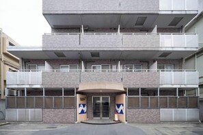 Exterior - Sharman Yayoi (Tokyo)