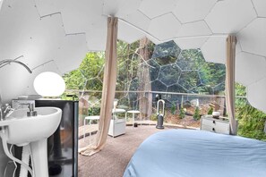 1 bedroom, in-room safe, iron/ironing board, WiFi