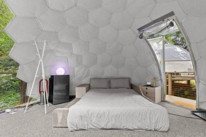 5 عدّة غرف نوم وخزنة داخل الغرفة ومكواة/لوح كي وواي فاي