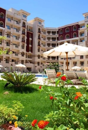 Exterior - Charming chalet in enchanting Hurghada with AC (Hurghada)