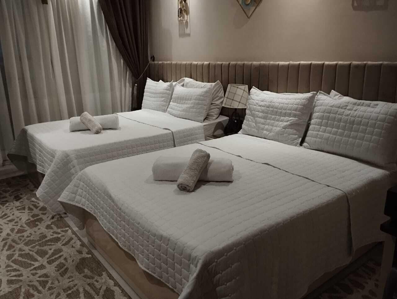 1 Schlafzimmer, Schreibtisch, Rollstuhlgeeignet