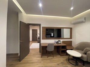 Luxury Suite | Living area