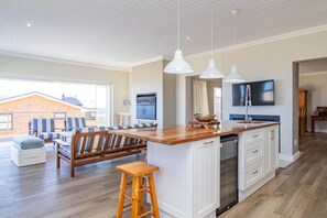 Interior - Salt & Sea | Near beaches | Ocean view (Sandbaai)