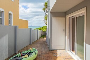 Property grounds - Groot Kabeljou | Oceanfront Family Fun | Kleinbaai (Van Dyks Bay)