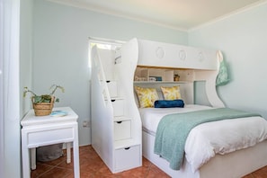 4 chambres, bureau, fer et planche à repasser, Wi-Fi gratuit