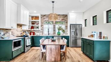 Microwave, oven, stovetop, dishwasher