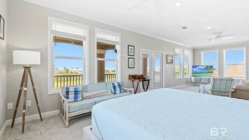 4 Schlafzimmer, Reisekinderbett, WLAN, Bettwäsche