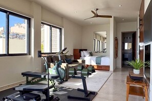 5 Schlafzimmer, Zimmersafe, Bügeleisen/Bügelbrett, WLAN