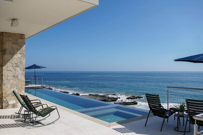 Luxury Oceanfront Villa • Pool• Spa• Secluded Beach