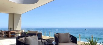 Luxe Oceanfront Villa • Pool• Spa• Secluded Beach