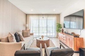 Fernseher, Arbeitsbereiche