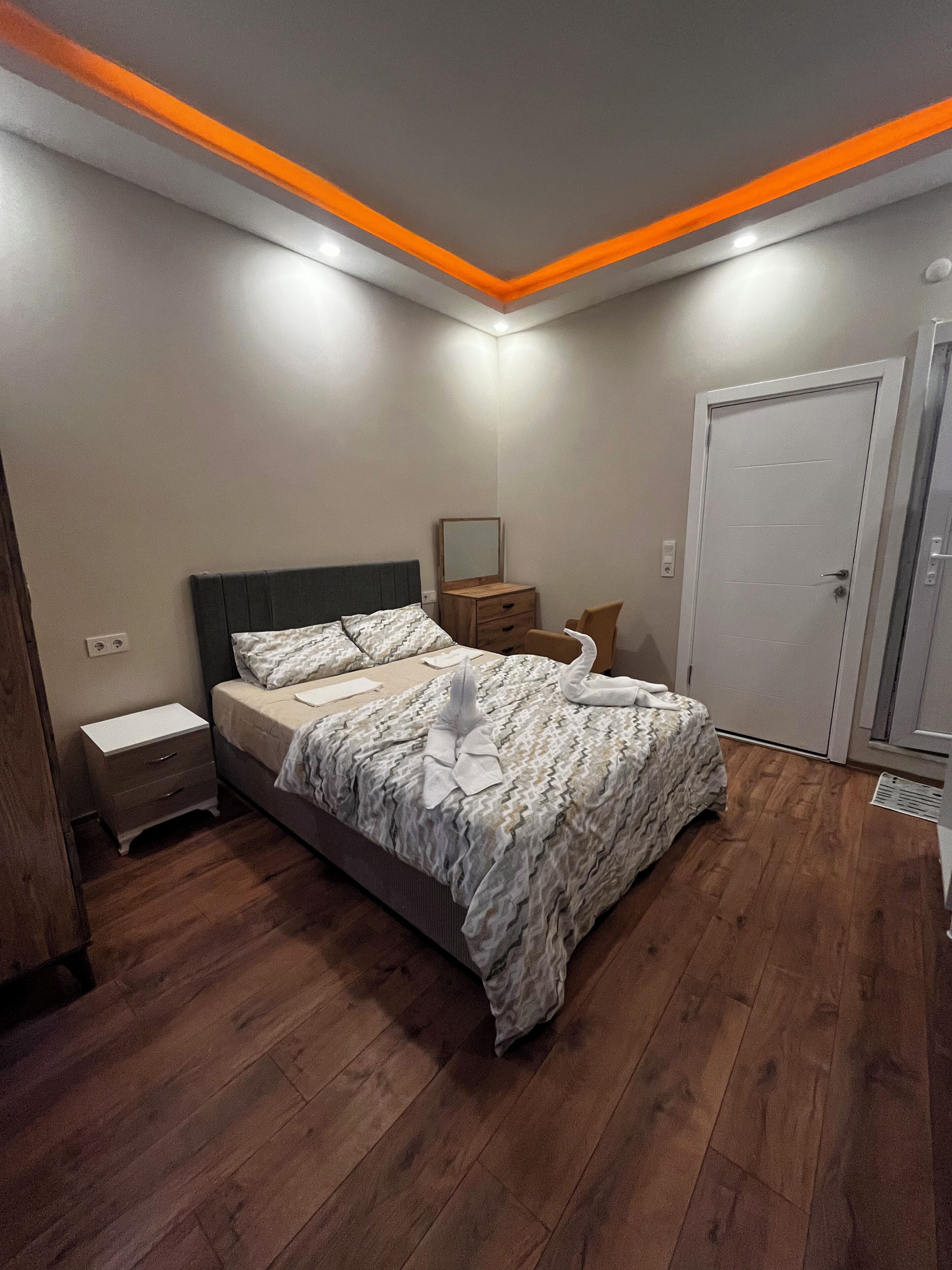 Basic-Doppelzimmer, 1 Doppelbett, Nichtraucher, Balkon | Kostenloses WLAN, Bettwäsche