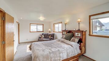 3 Schlafzimmer, Schreibtisch, Bügeleisen/Bügelbrett, Internetzugang