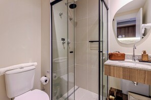 Studio Casal R | Bilik Mandi | Pancuran mandi, kelengkapan dandanan diri percuma, pengering rambut