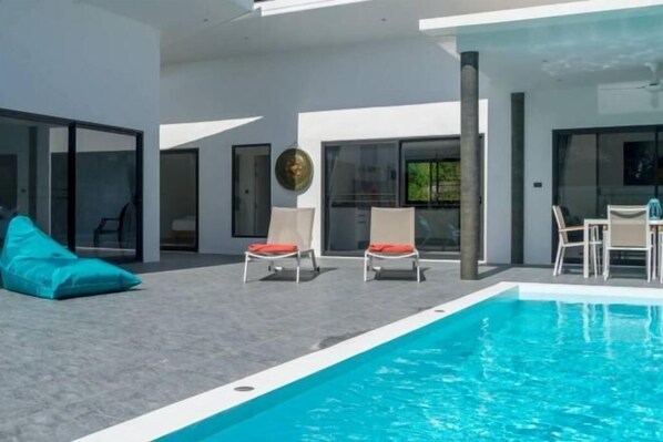 Outdoor pool - Villa Mokkaran, 3 Bedrooms (Koh Samui)