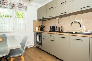 Private kitchen - Apartment in Odorheiu Secuiesc (Odorheiu Secuiesc)
