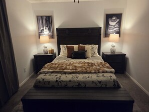 4 Schlafzimmer, Bügeleisen/Bügelbrett, WLAN, Bettwäsche