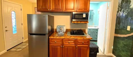 Microwave, oven, paper towels