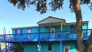 Exterior - Mini Ocean Getaway in Forgotten Coast of Carrabelle Florida (Carrabelle)