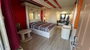 Desk, iron/ironing board, free WiFi, bed sheets