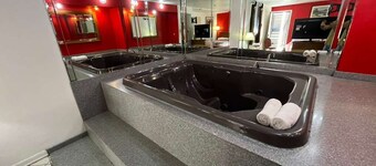 Saratoga Motel By Capital O Near Midway Airport Chicago IL