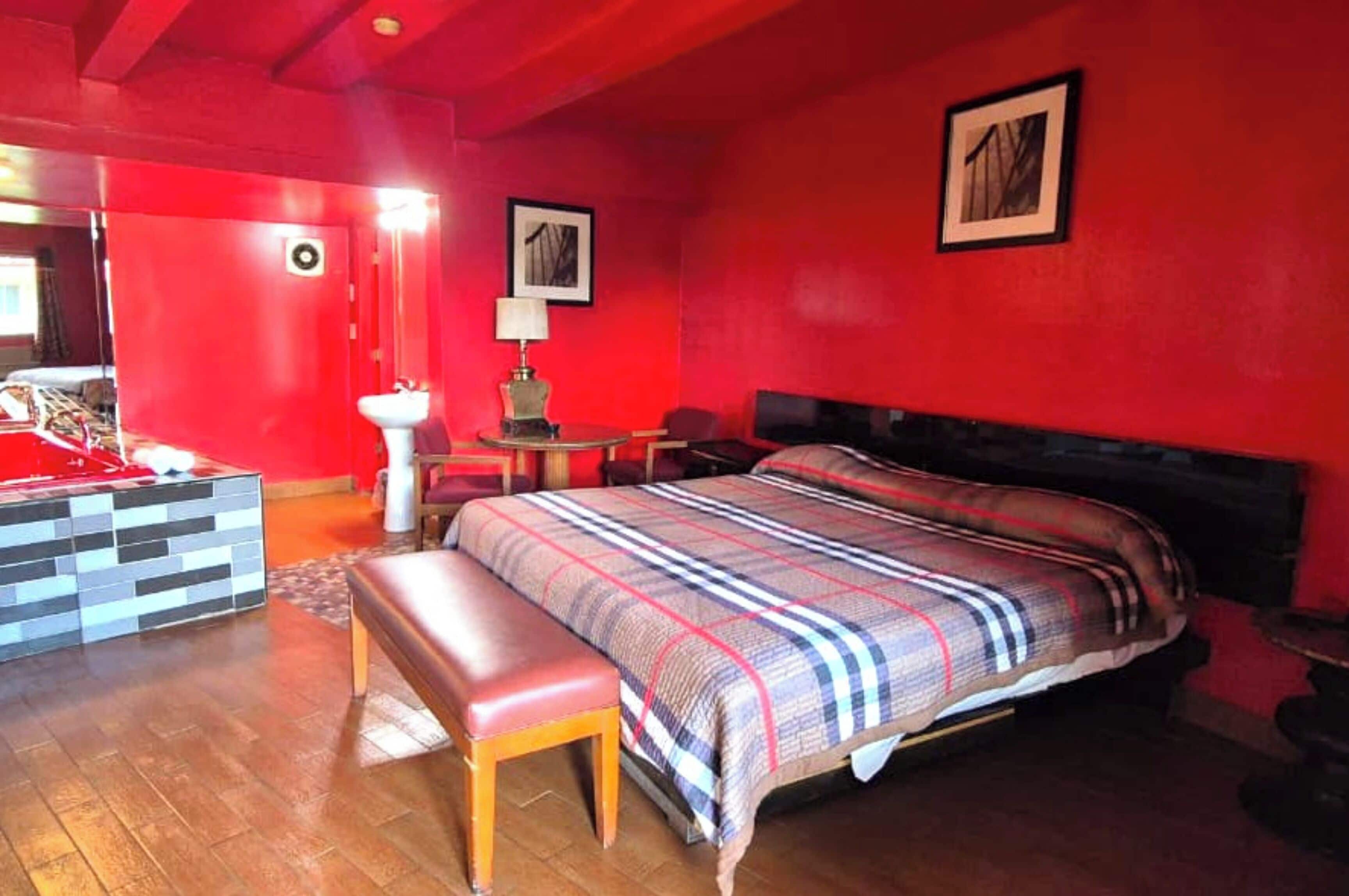 Desk, iron/ironing board, free WiFi, bed sheets