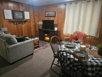 Peaceful Cabin in Foothills of Sumas Mountain