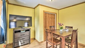 Dining - Quadruple Suites · Poconos Nature Escape (Pleasant Mount)