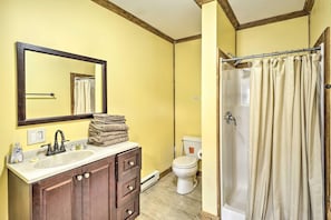 Ducha, secador de pelo, toallas