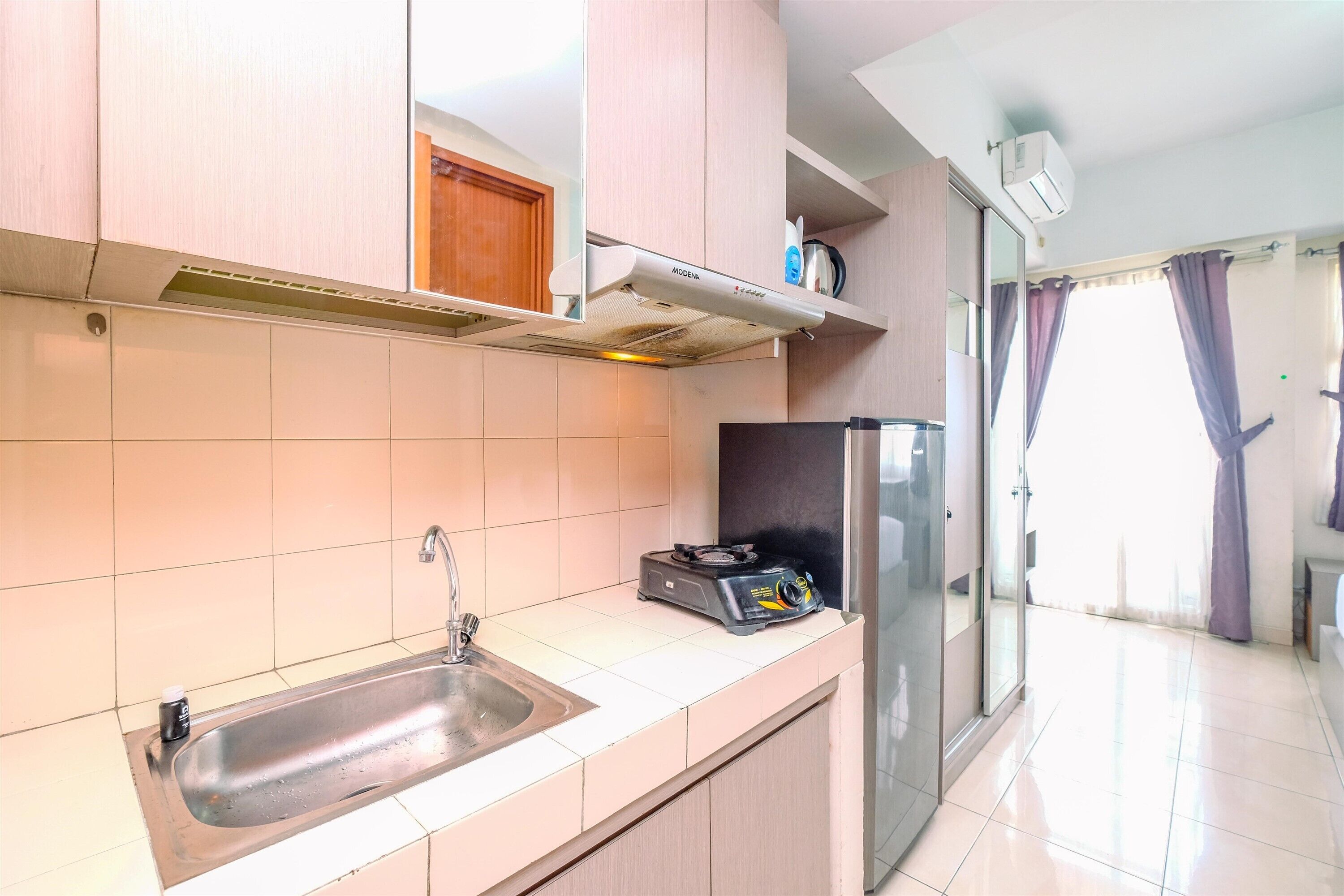 スタンダード アパートメント | 専用キッチン | 調理器具と食器